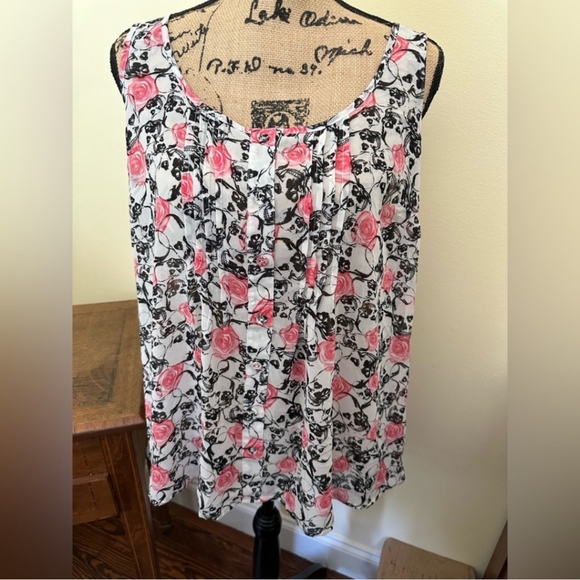 Skull sheer tulip-back tank - Picture 2 of 4
